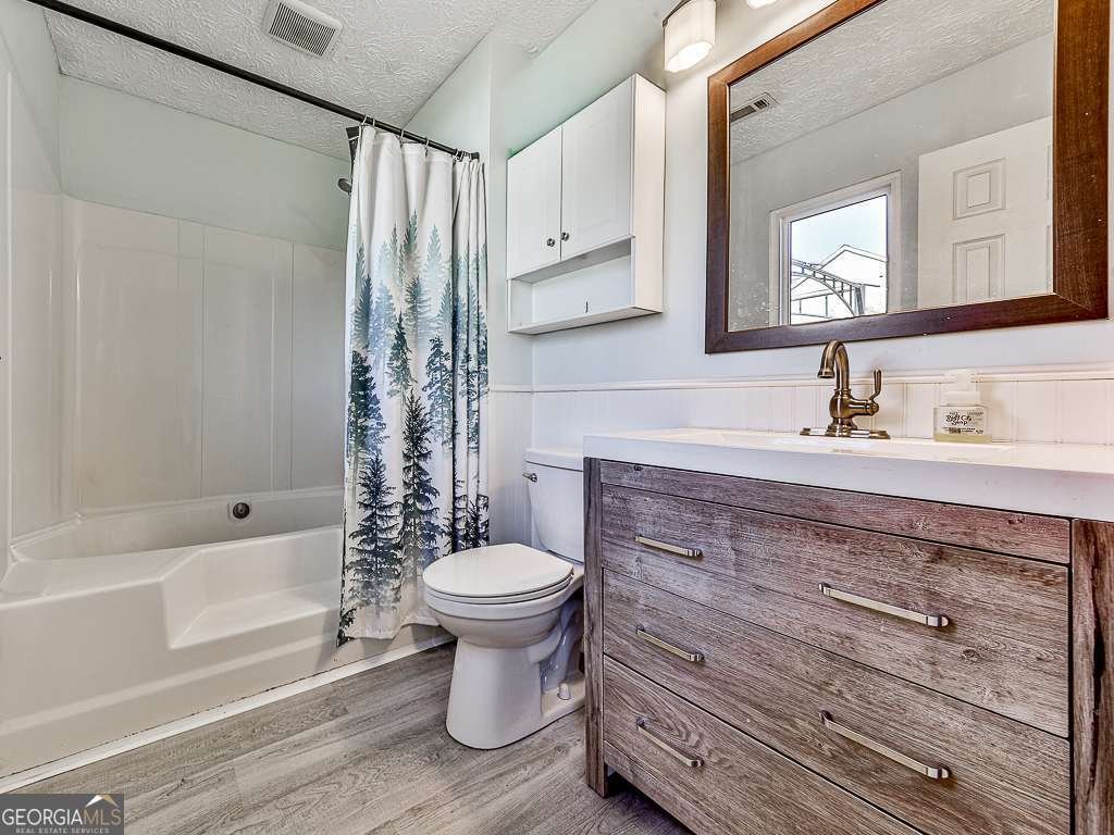 606 Bluff Drive Woodstock - 19