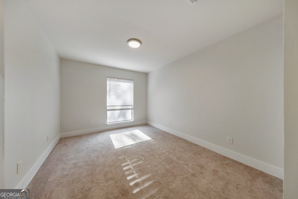 6373 Hawthorne Terrace Peachtree Corners - Photo 20