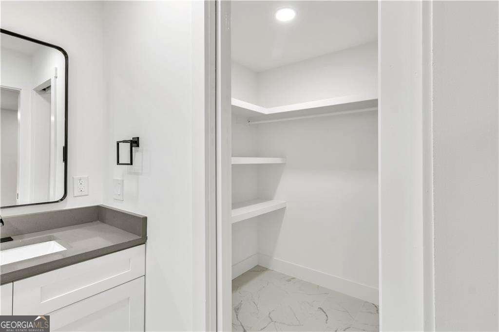 3017 Delmar Lane Atlanta - 28