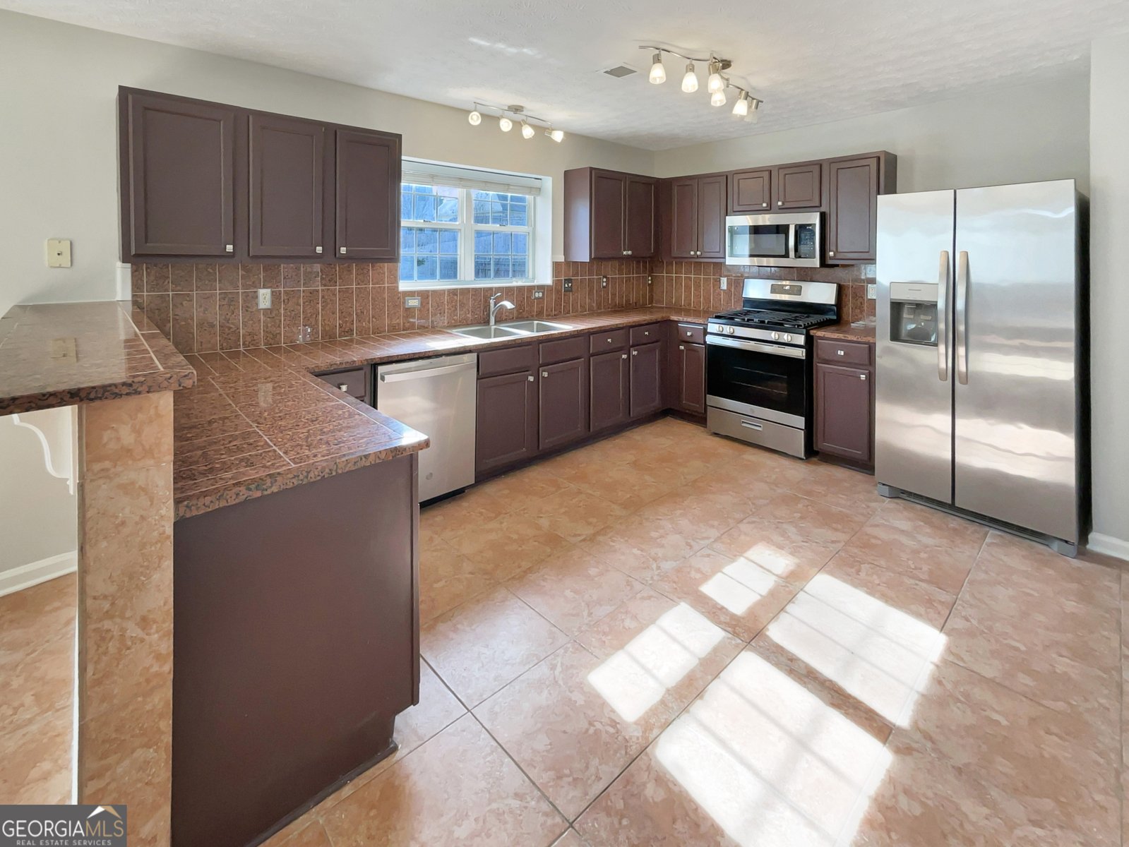 3184 Broadleaf Avenue South Fulton - 12