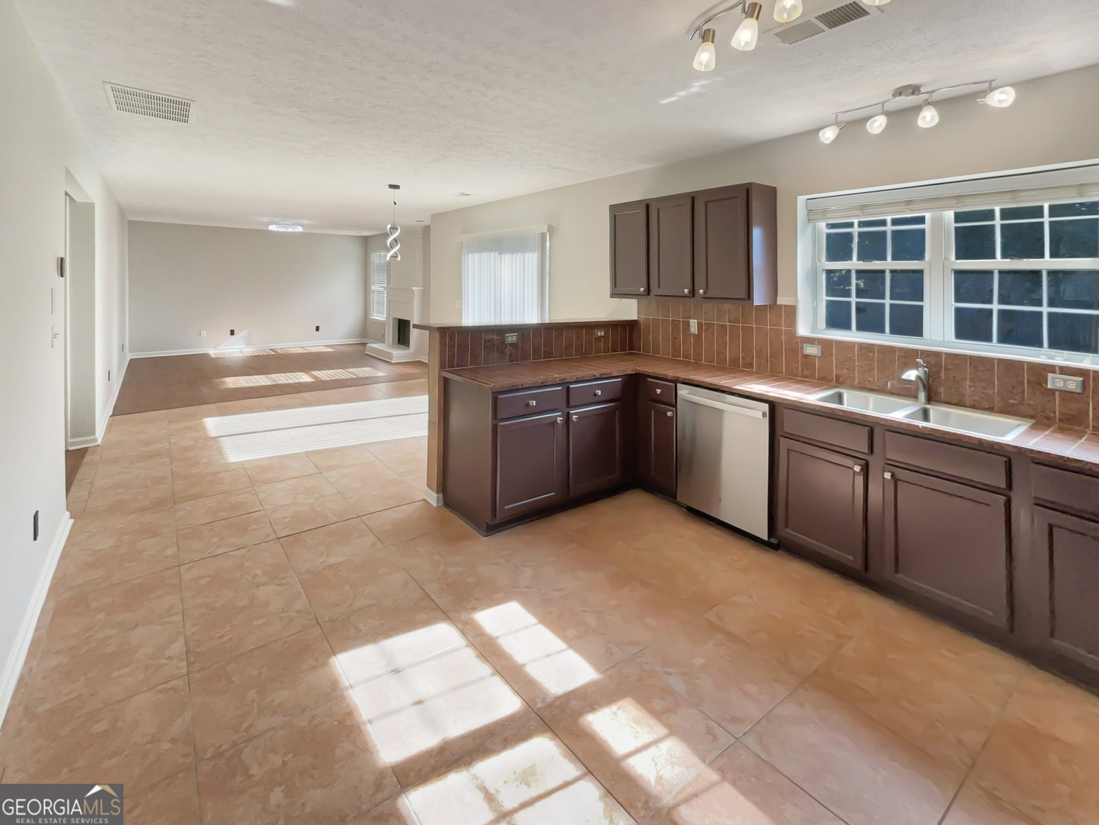 3184 Broadleaf Avenue South Fulton - 13