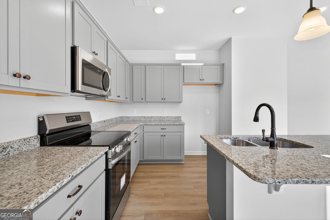 850 Kensington Street Kingston - 11