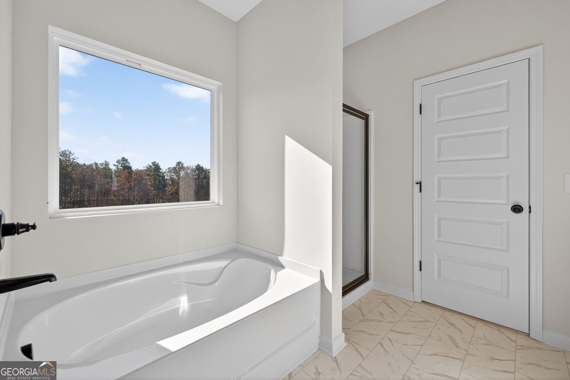 850 Kensington Street Kingston - 27