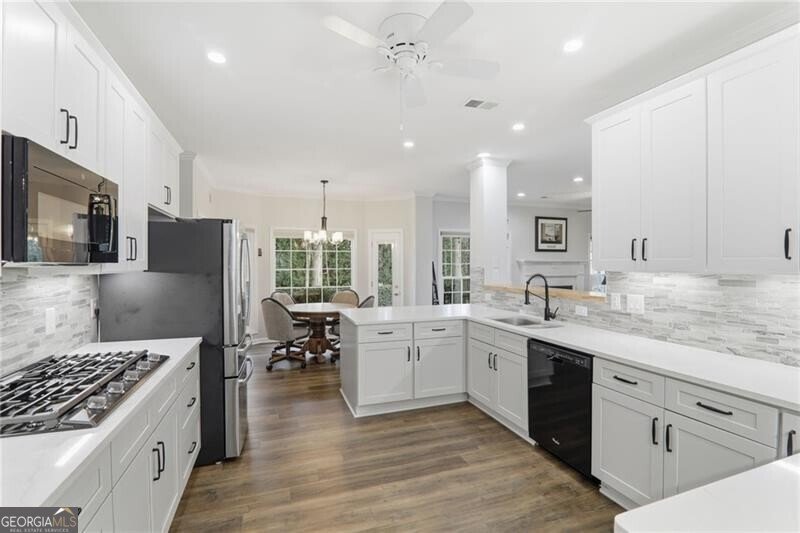 1555 Vine Leaf Drive Powder Springs - 4