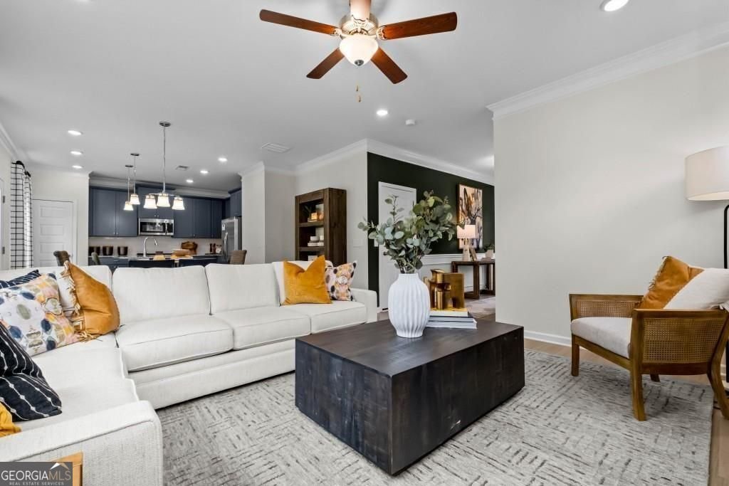 836 Kensington Street Kingston - 9