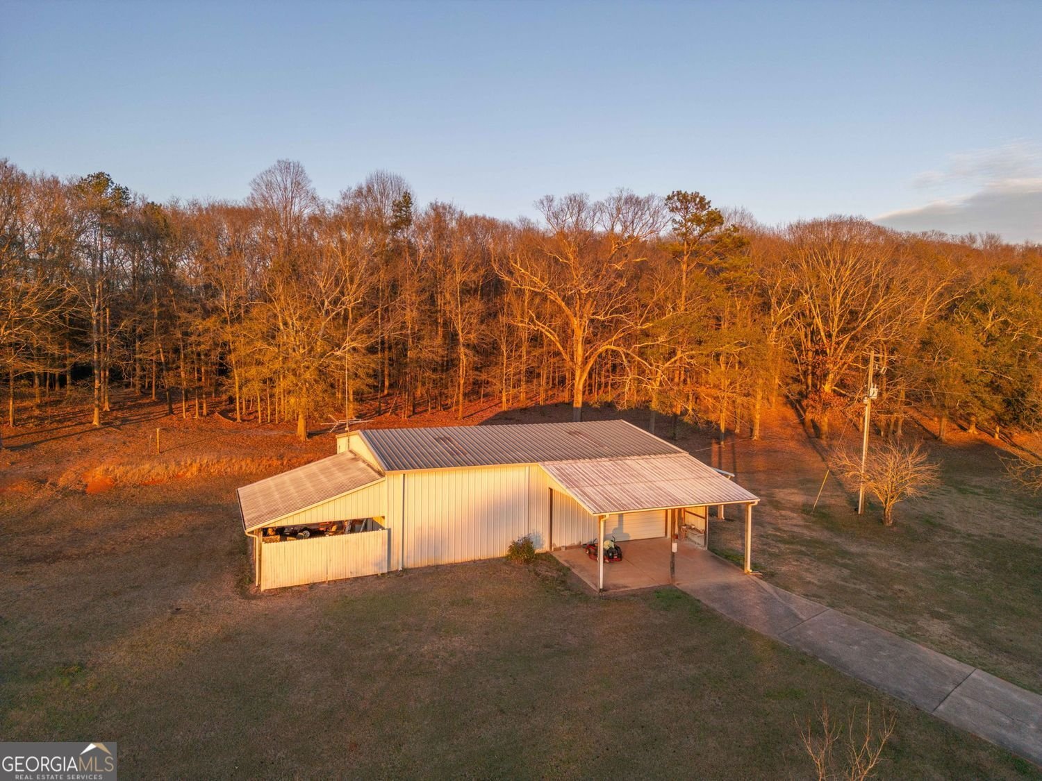 2440 Deadwyler Road Maysville - 88