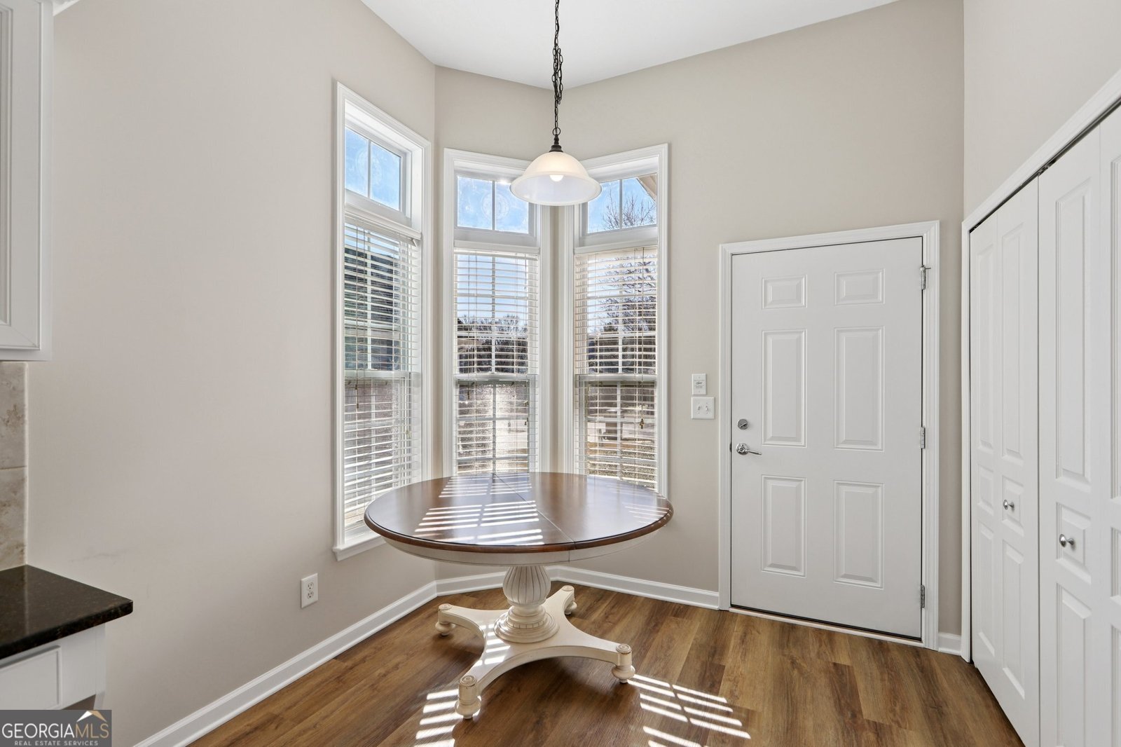 6221 Greenstone Circle Hoschton - 10