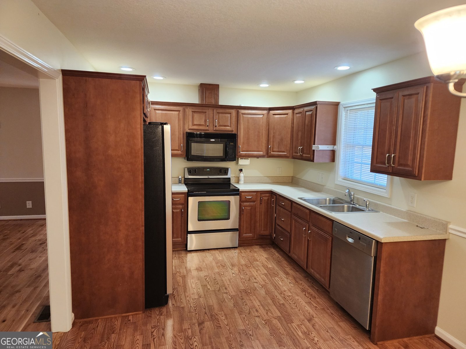 70 GOLDEN OAKS Drive Hartwell - 14