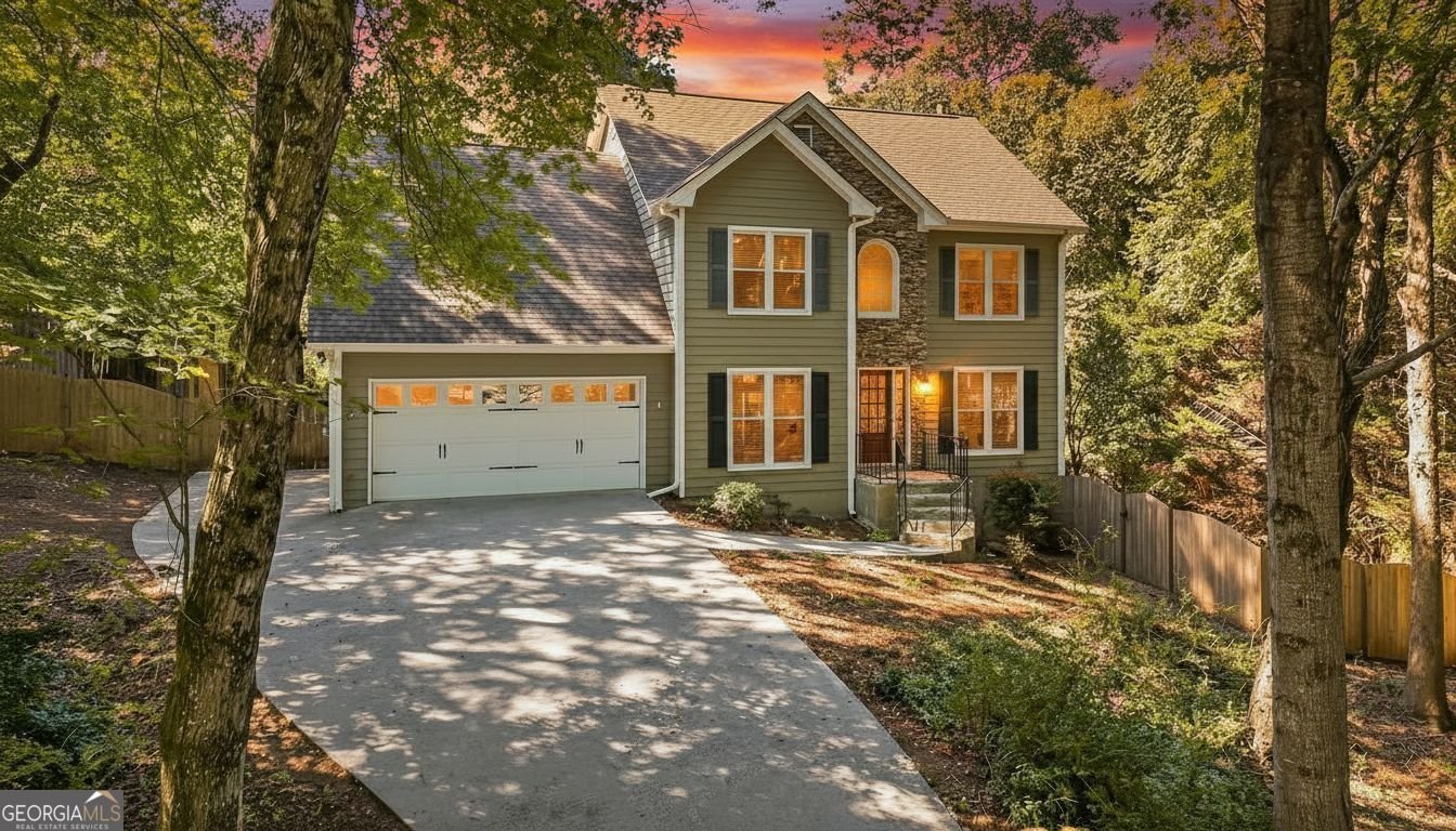 6732 Willowbrook Trail Flowery Branch - main photo