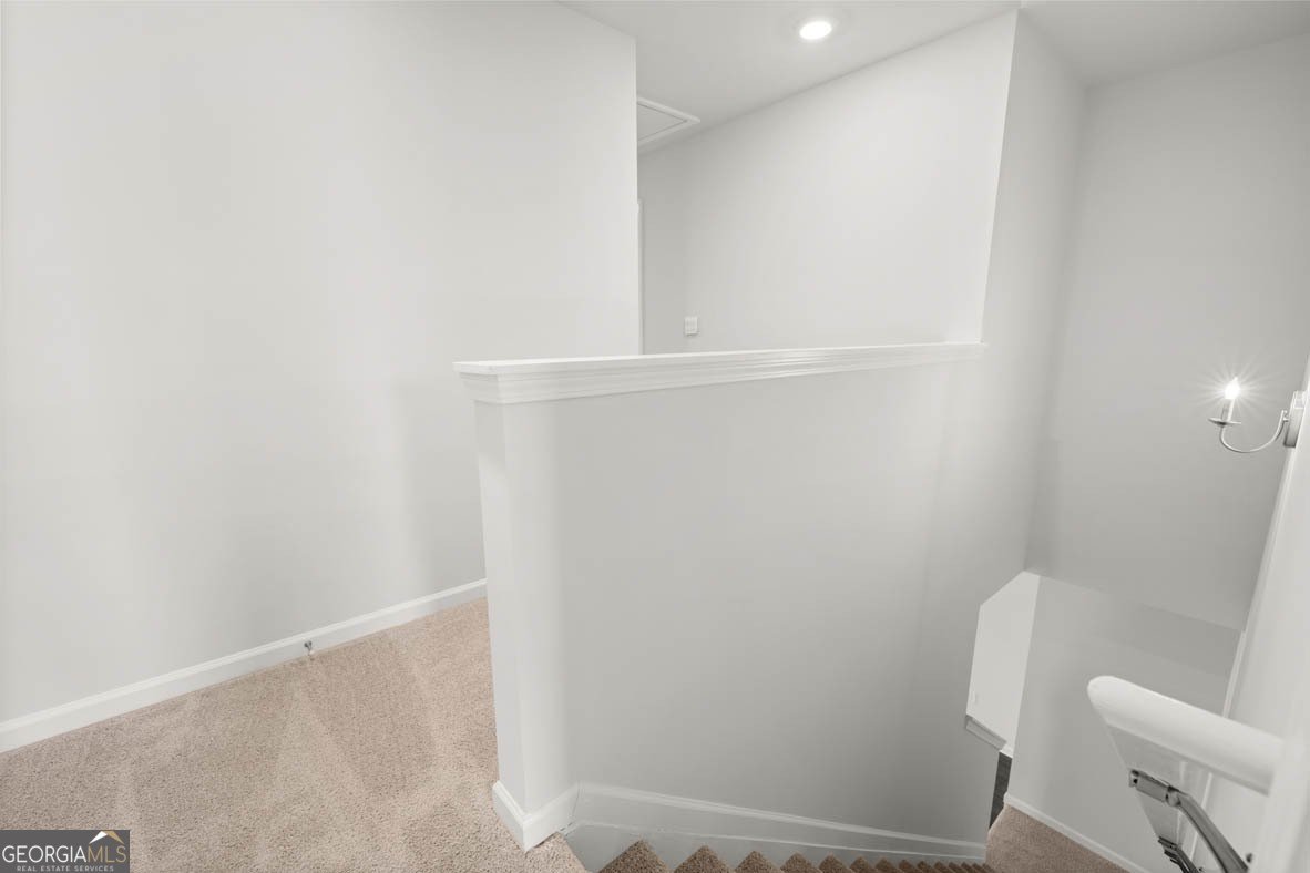 265 Sound Circle Stockbridge - 23