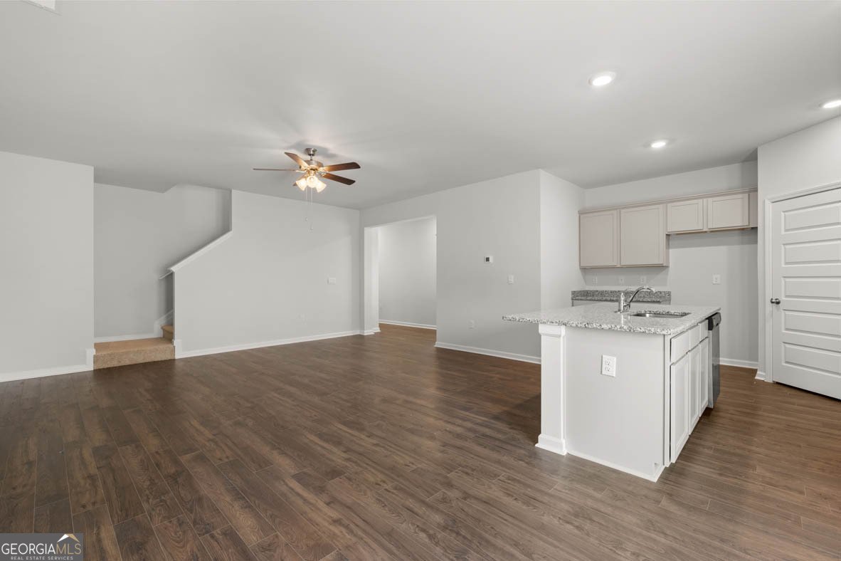 265 Sound Circle Stockbridge - 25