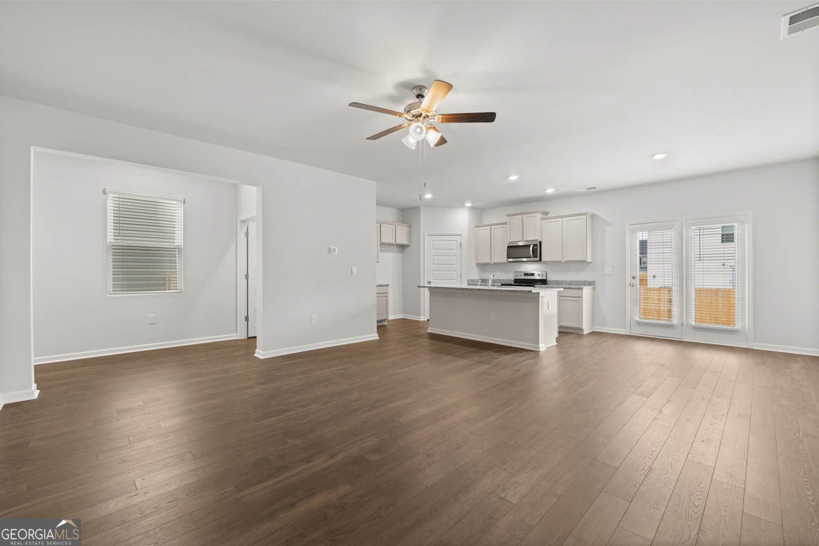 265 Sound Circle Stockbridge - 31