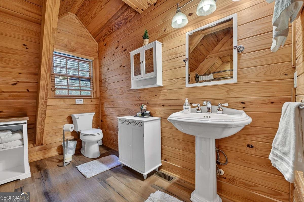 598 Whispering Pine Lane Cherry Log - 25