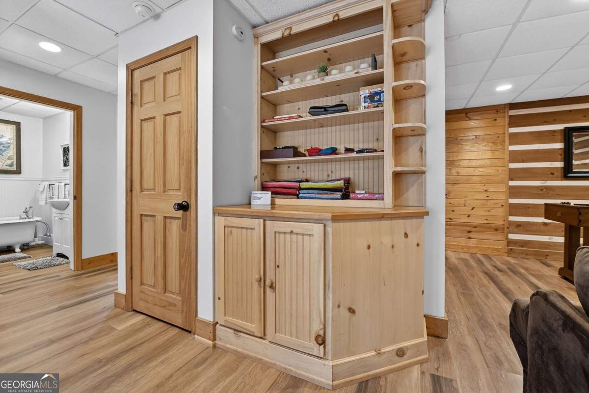 598 Whispering Pine Lane Cherry Log - 31