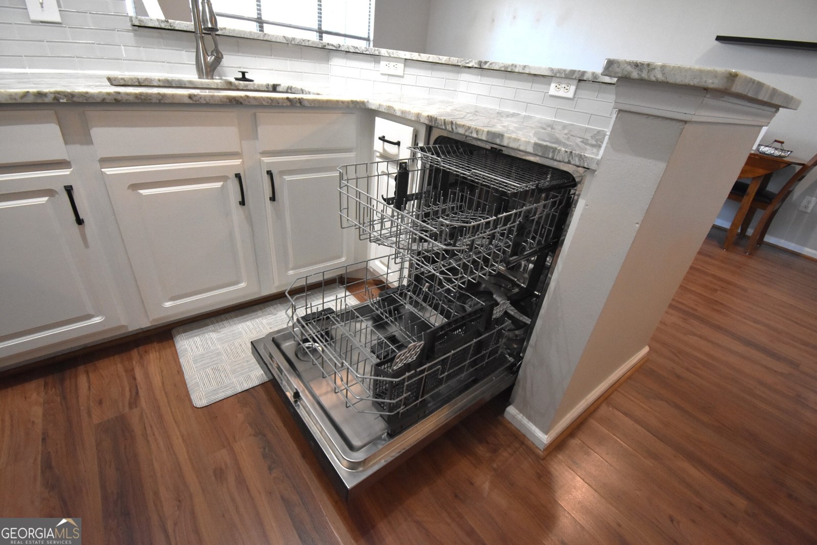 1575 Ridenour Parkway Kennesaw - 19