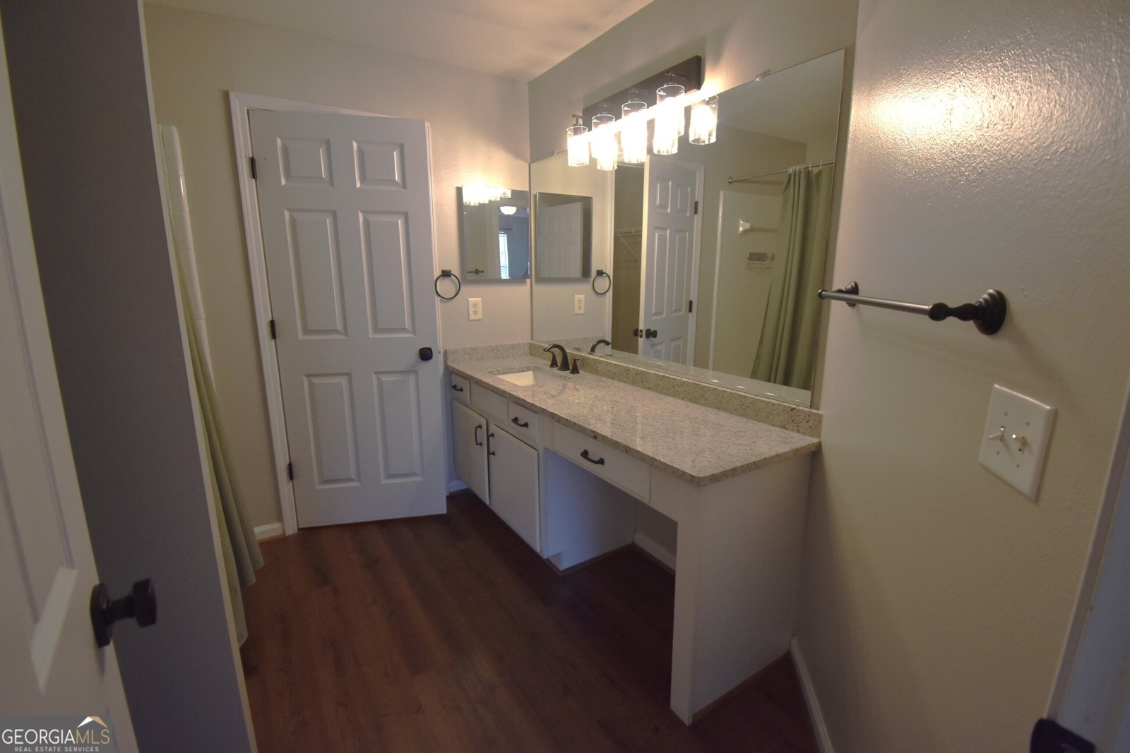 1575 Ridenour Parkway Kennesaw - 26