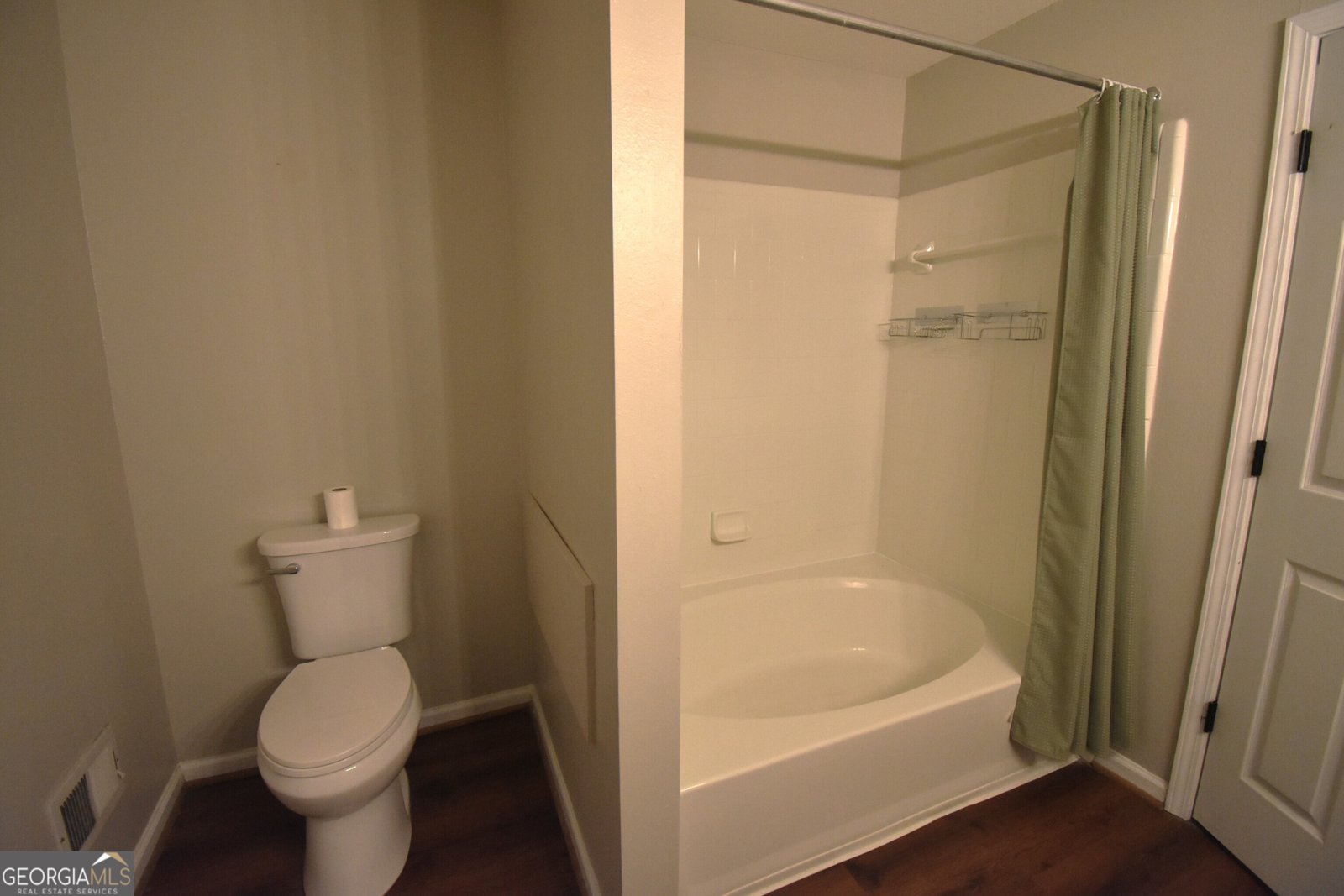 1575 Ridenour Parkway Kennesaw - 29