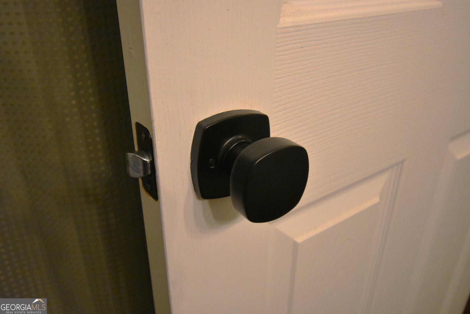 1575 Ridenour Parkway Kennesaw - 33