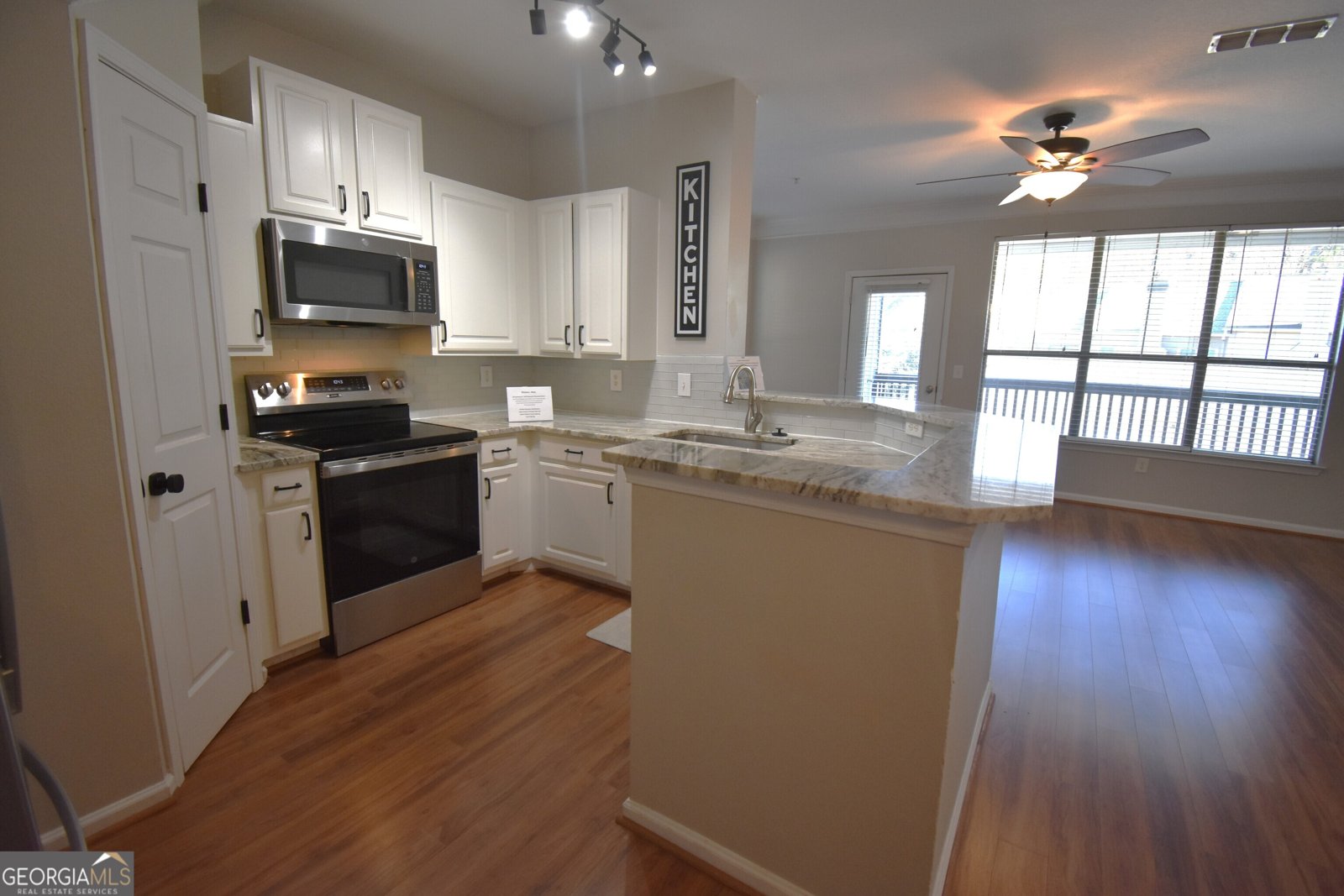 1575 Ridenour Parkway Kennesaw - 5