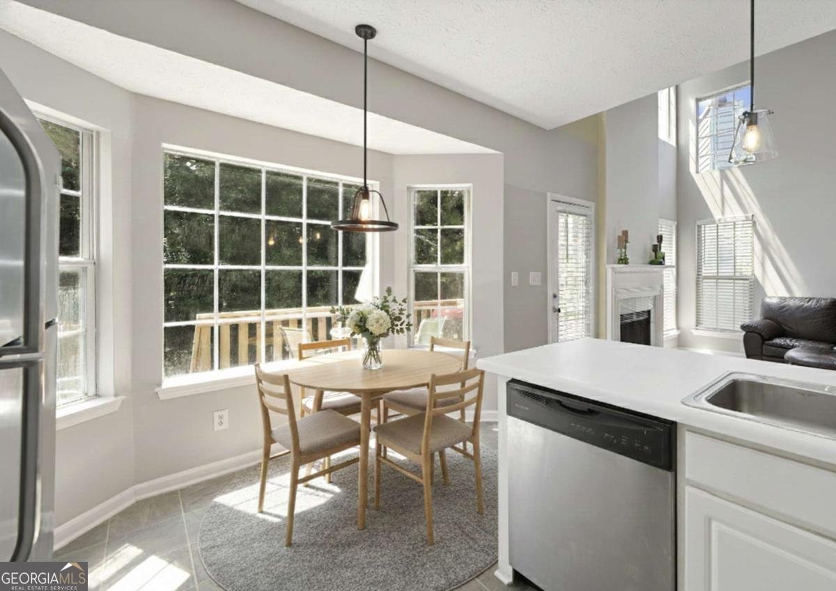 4124 Spring Cove Drive Duluth - 8