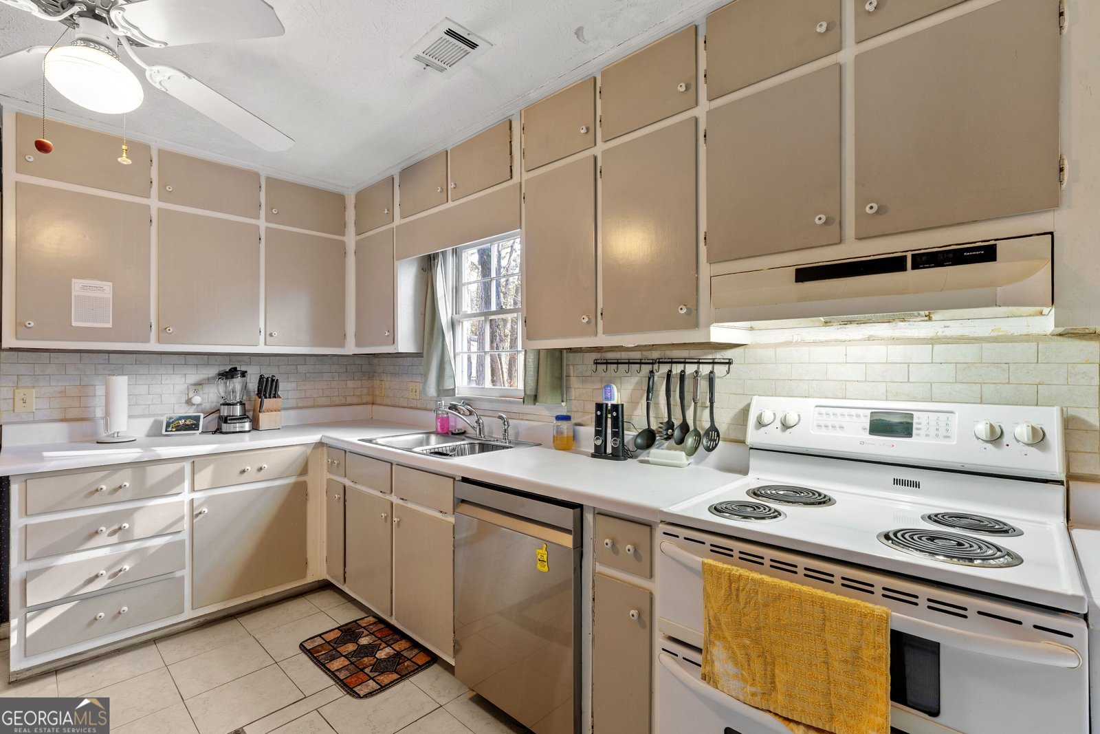 1751 Pierce Arrow Parkway Tucker - 10