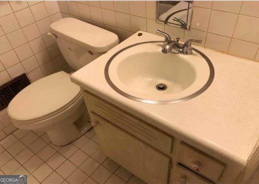 2680 Headland Drive East Point - 16