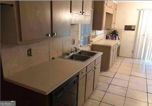 2680 Headland Drive East Point - 7