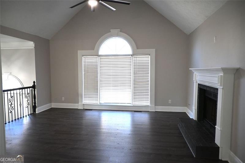 307 NEW ECHOTA Woodstock - 13