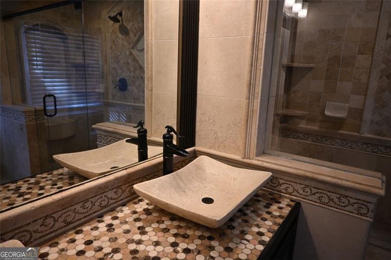 307 NEW ECHOTA Woodstock - 34