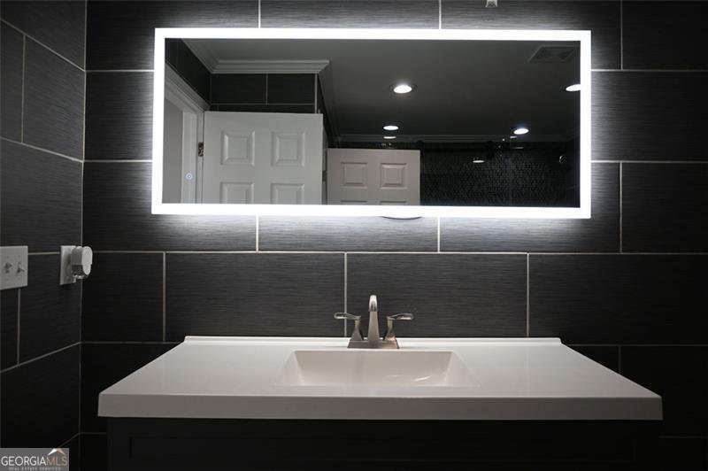 307 NEW ECHOTA Woodstock - 45