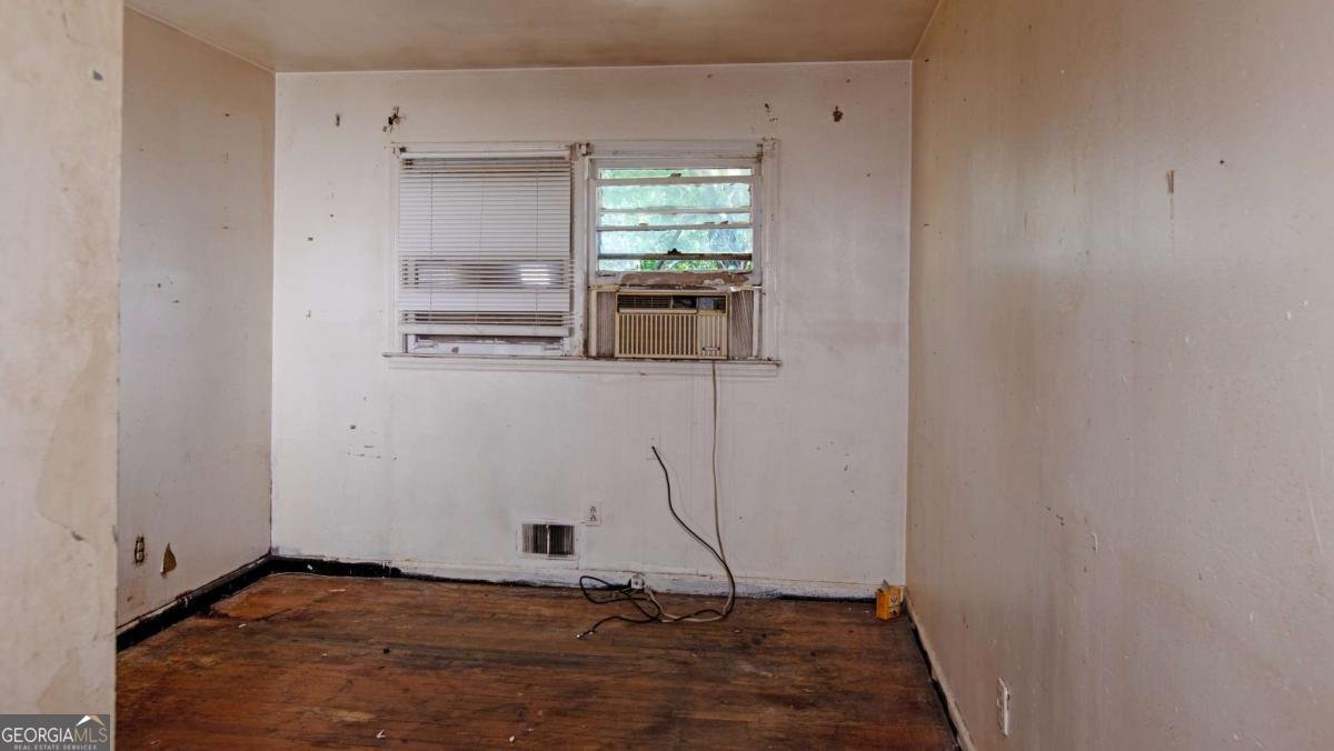 178 Stratford Drive Atlanta - 17