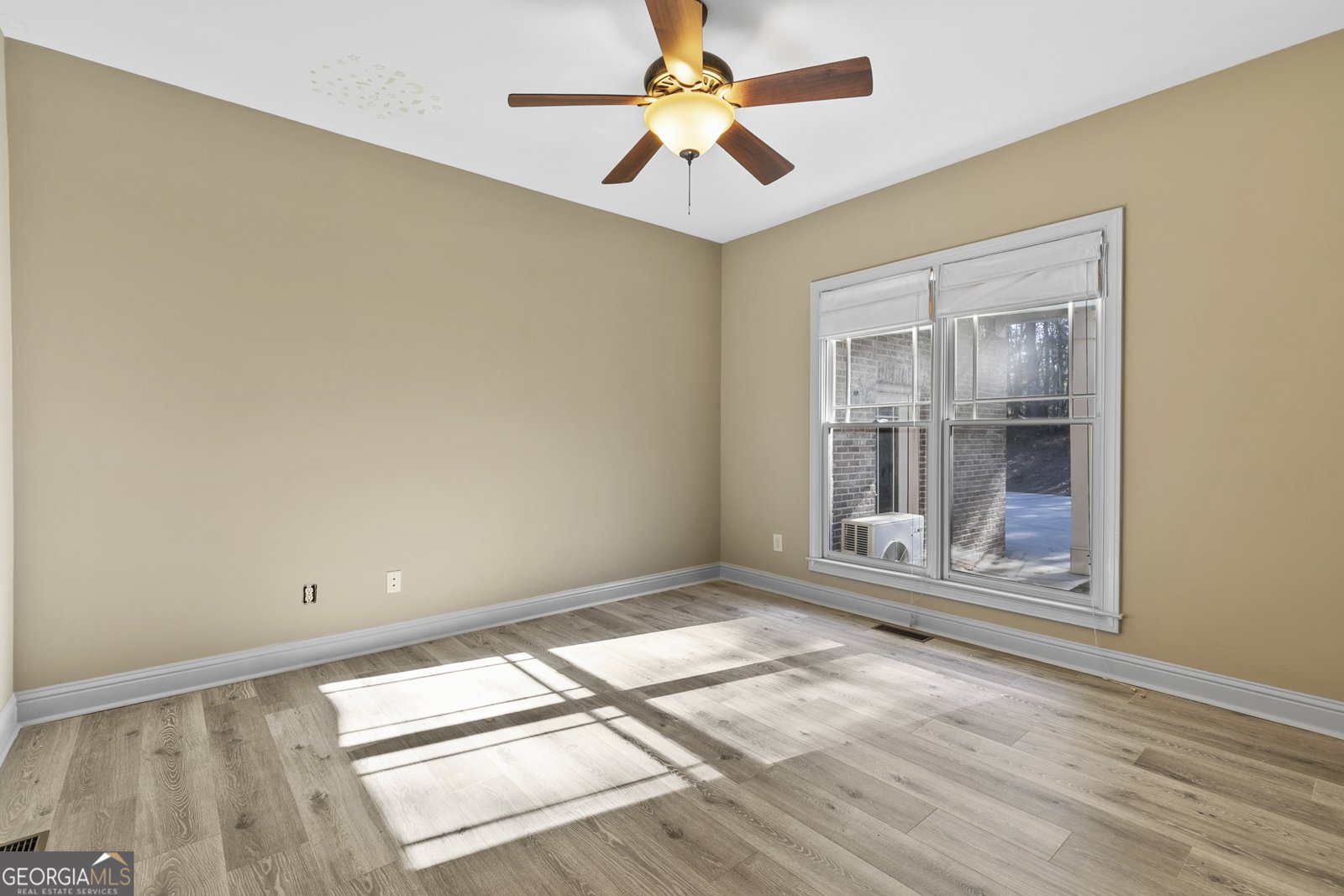 1178 ANTRIM GLEN Drive Hoschton - 31