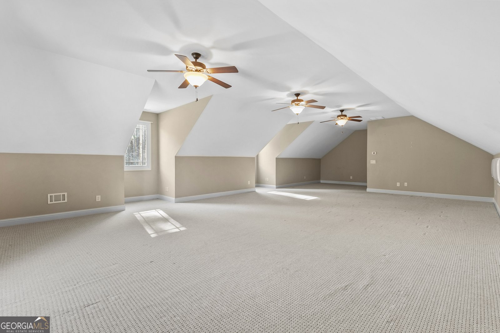 1178 ANTRIM GLEN Drive Hoschton - 36