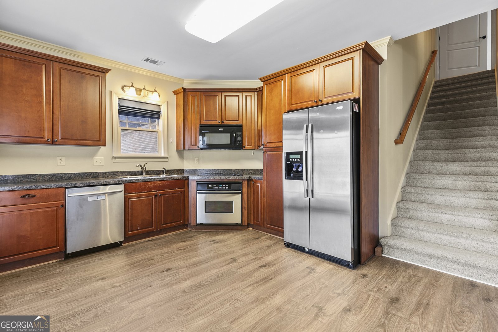 1178 ANTRIM GLEN Drive Hoschton - 38