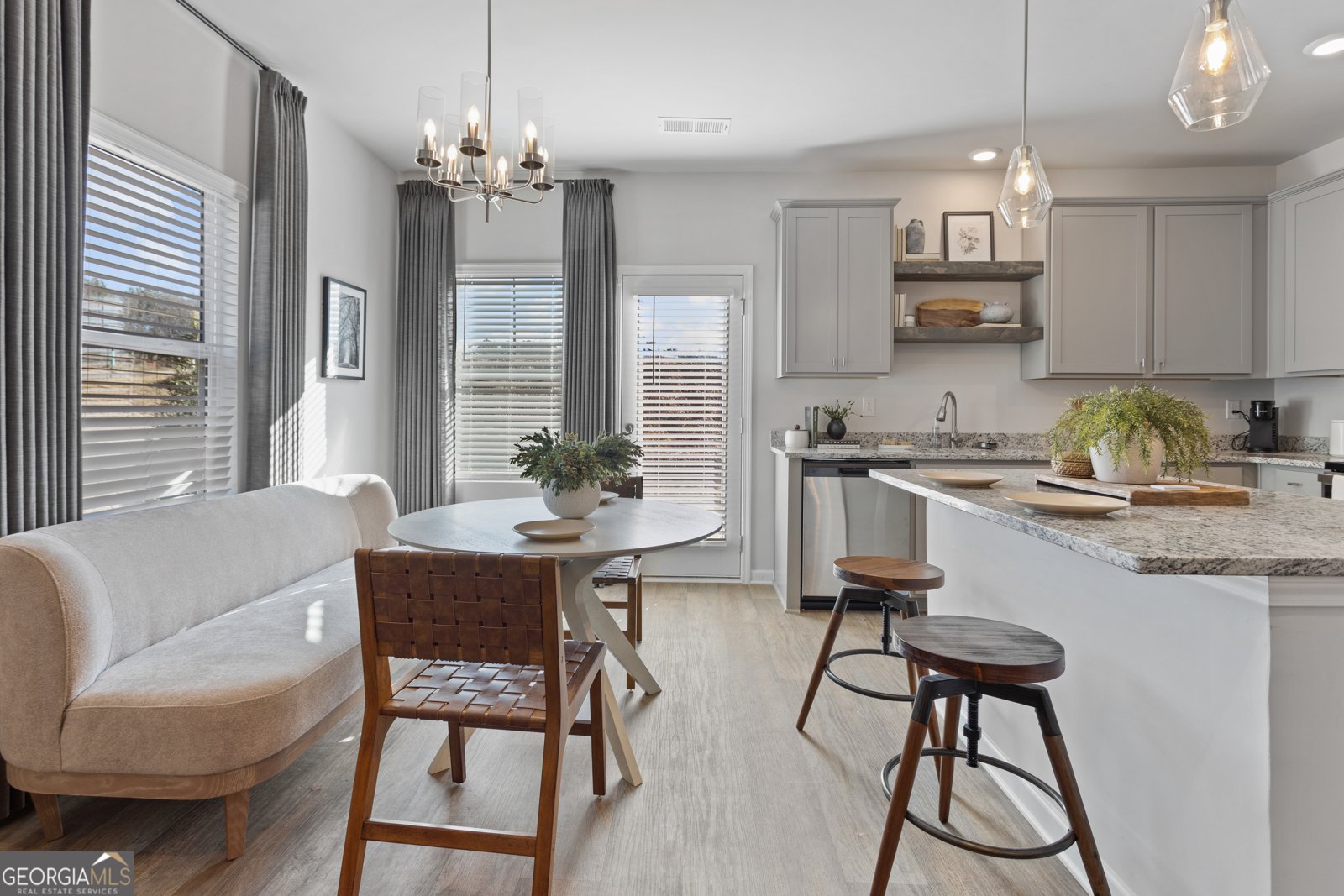 209 Ivey Terrace Temple - 11