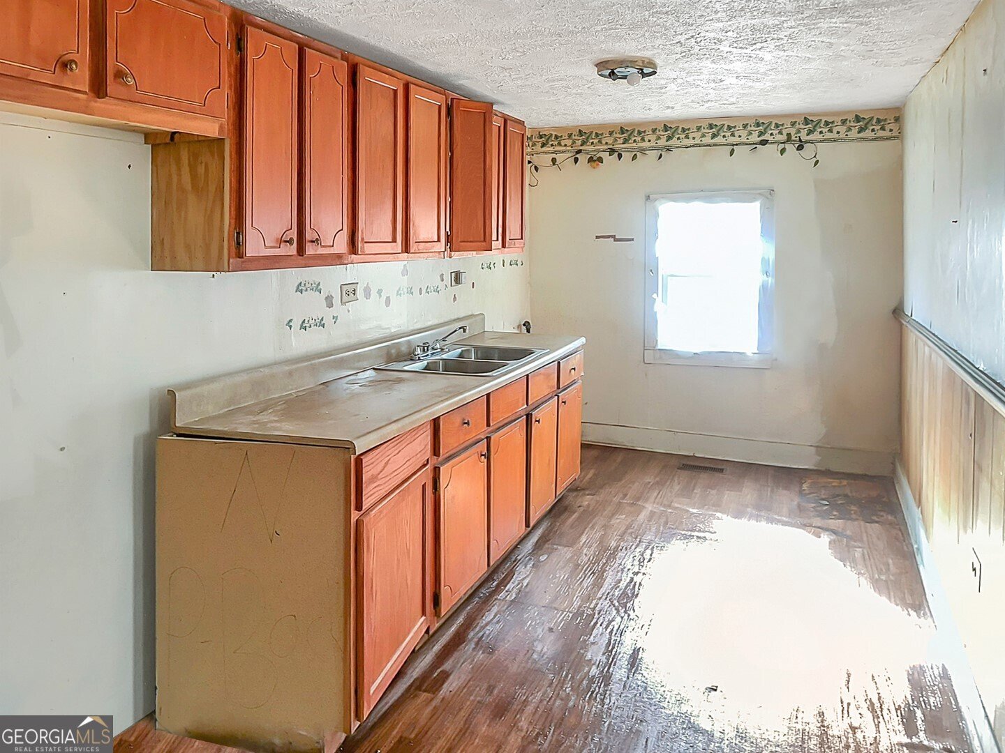 1392 Fort Hill Street Macon - 23