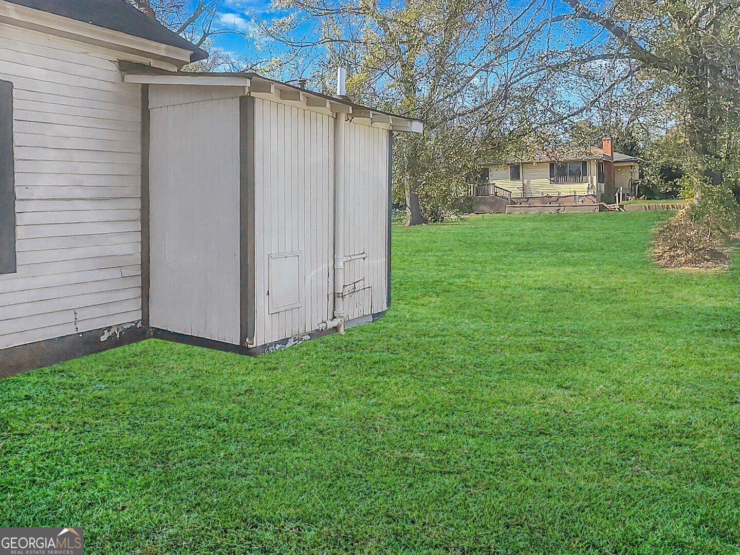 1392 Fort Hill Street Macon - 28