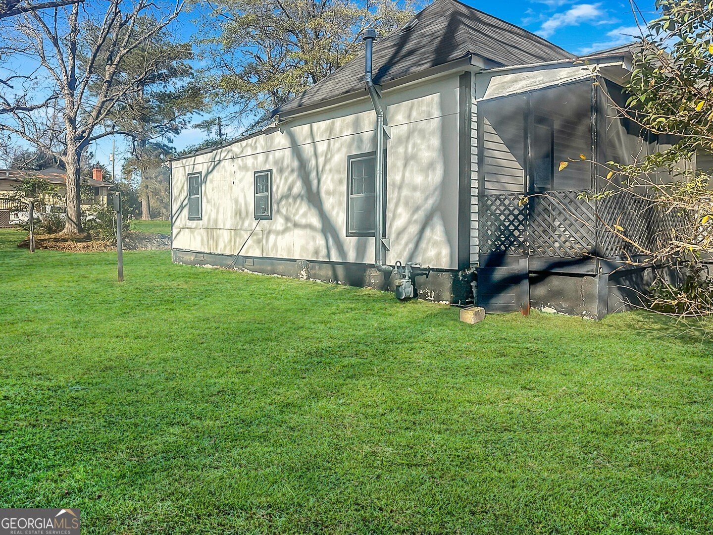 1392 Fort Hill Street Macon - 3