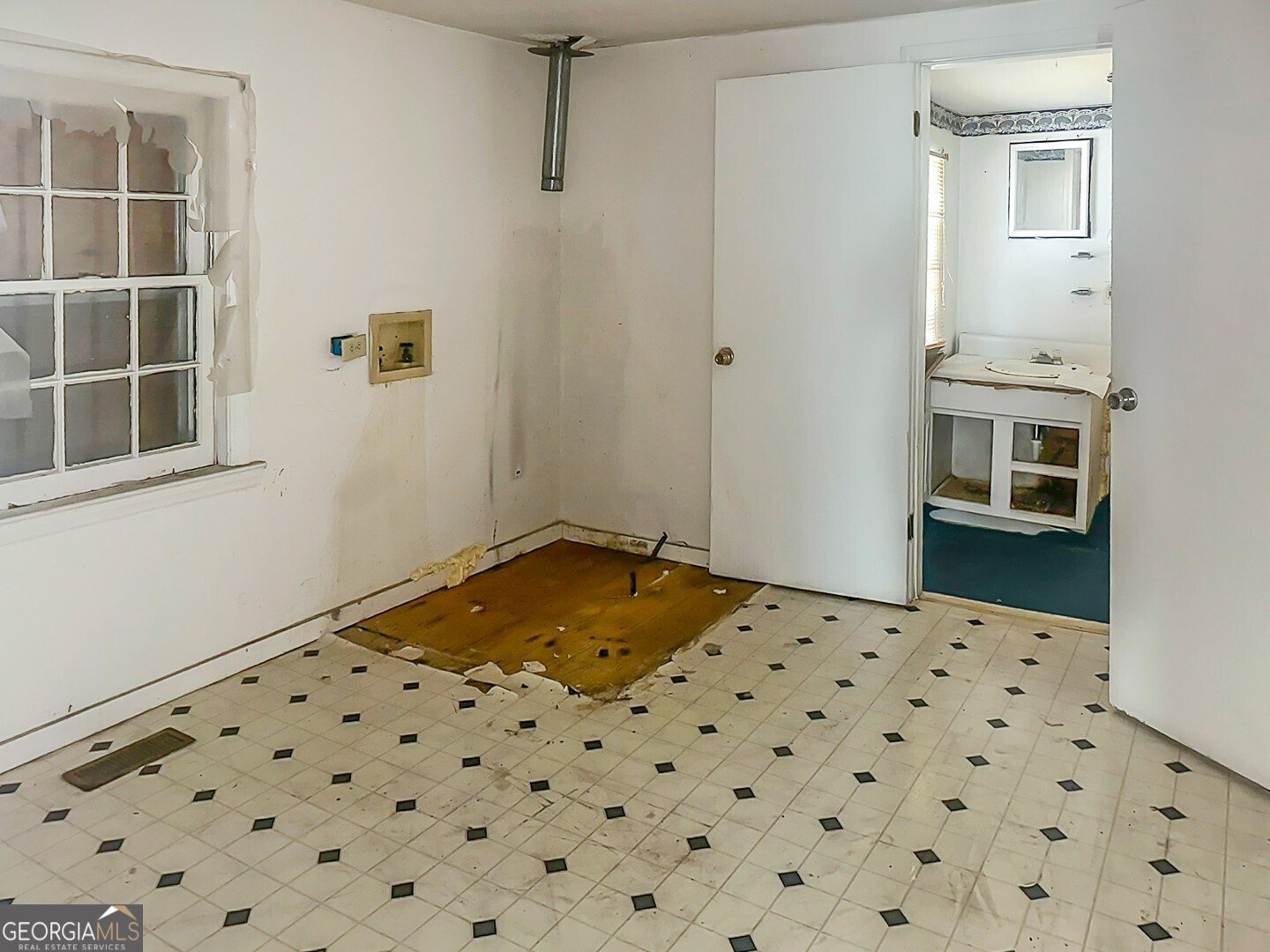 1392 Fort Hill Street Macon - 8