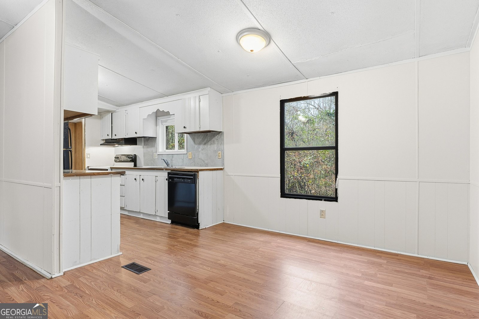 37 Fawn Drive Juliette - 10