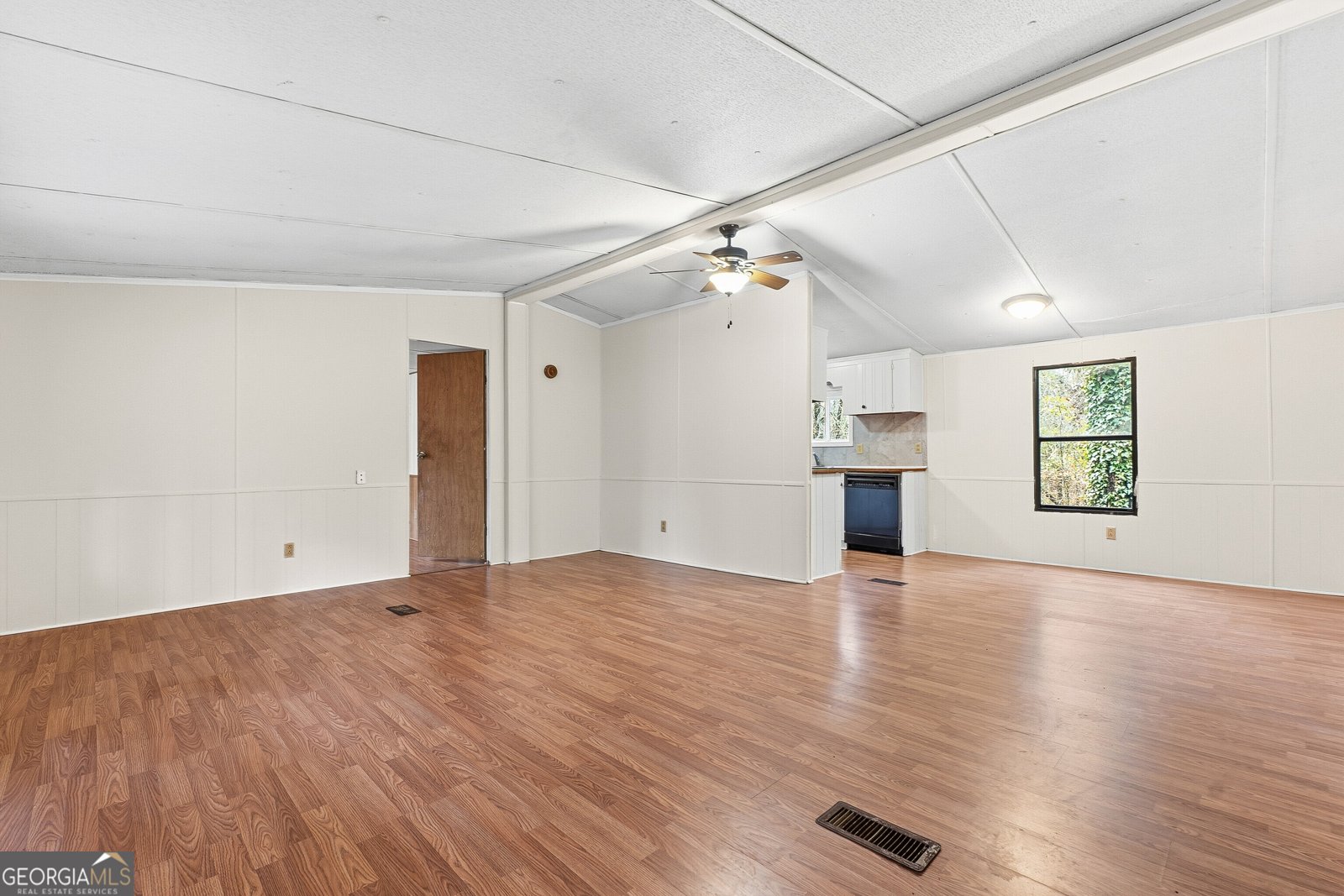 37 Fawn Drive Juliette - 3