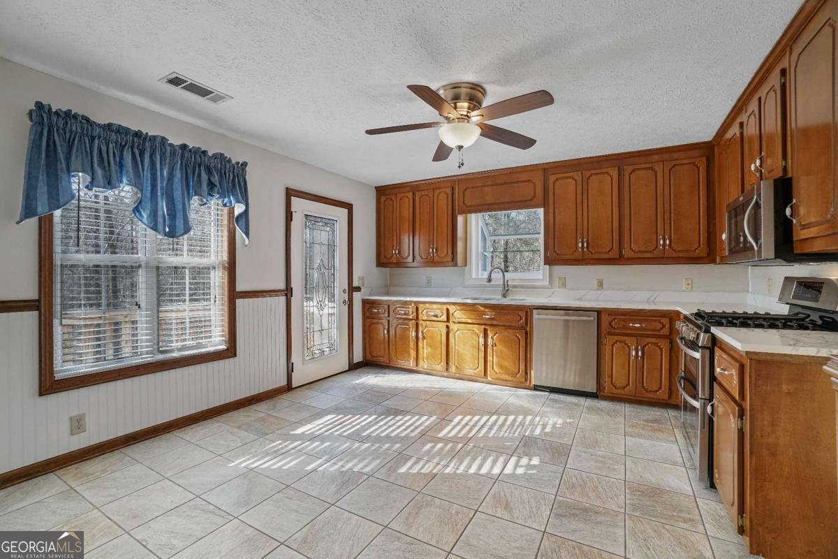 619 Stoney Creek Road Woodstock - 24