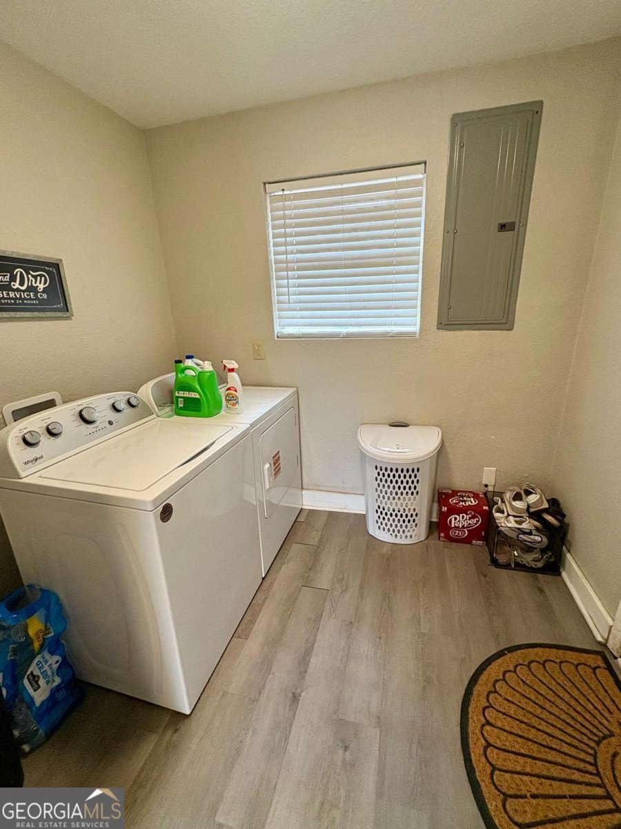 112 Alexander Avenue Lyons - 16