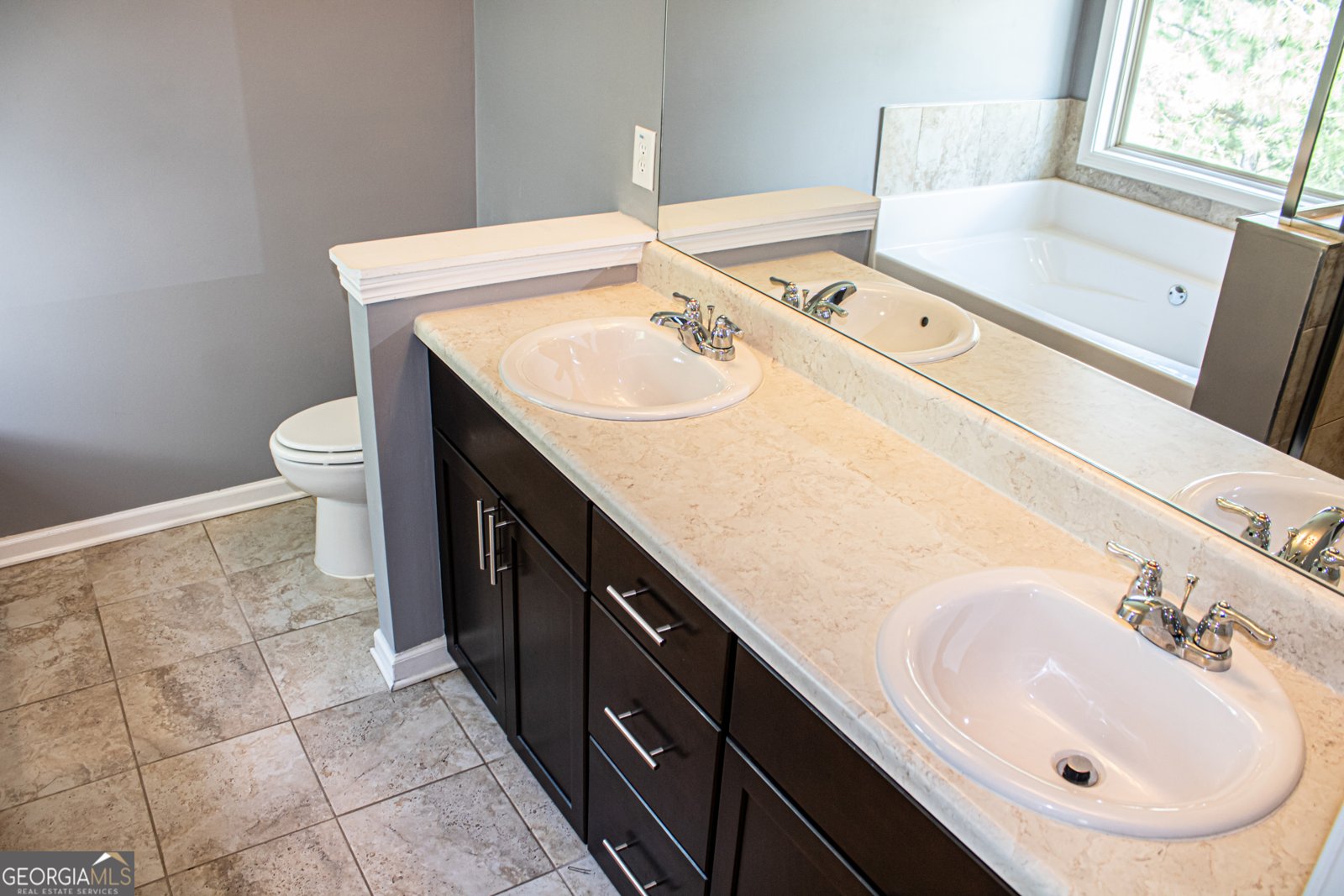 7789 Village Pass Fairburn - 23