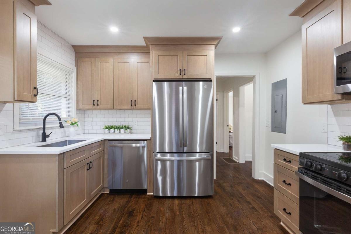 2359 Polar Rock Avenue Atlanta - 19