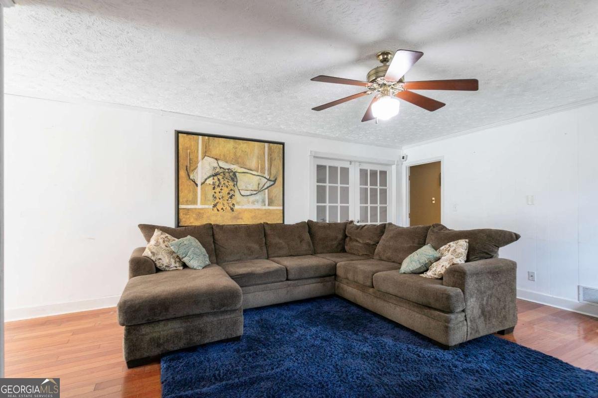 100 Forest Lake Drive Covington - 17