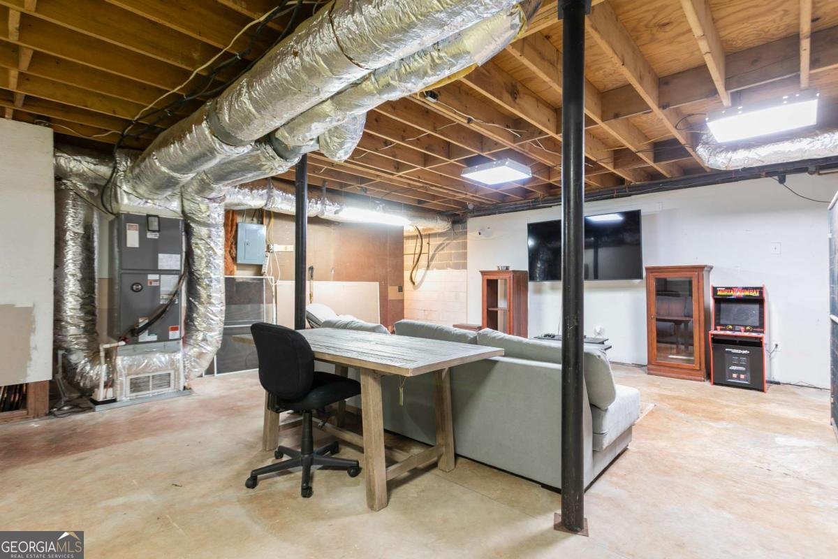 100 Forest Lake Drive Covington - 36