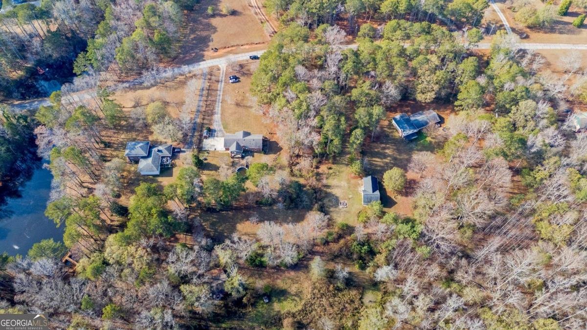 100 Forest Lake Drive Covington - 41