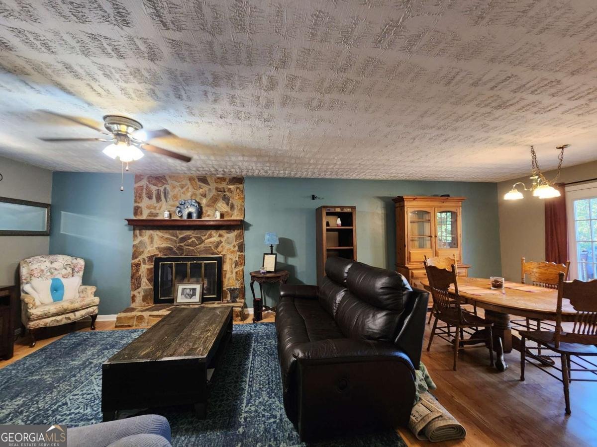 4092 Yeager Road Douglasville - 3