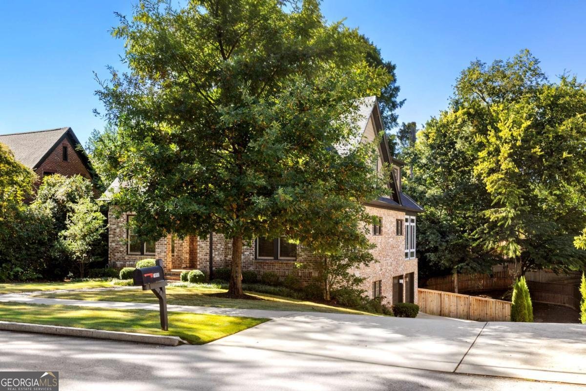 1890 Ridgewood Drive Atlanta - 3